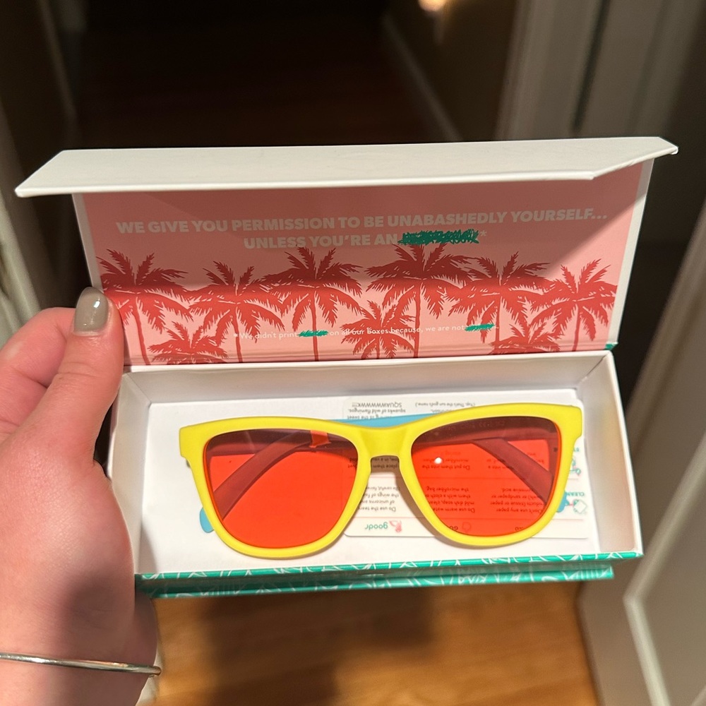 NWT!! Goodr Sunglasses